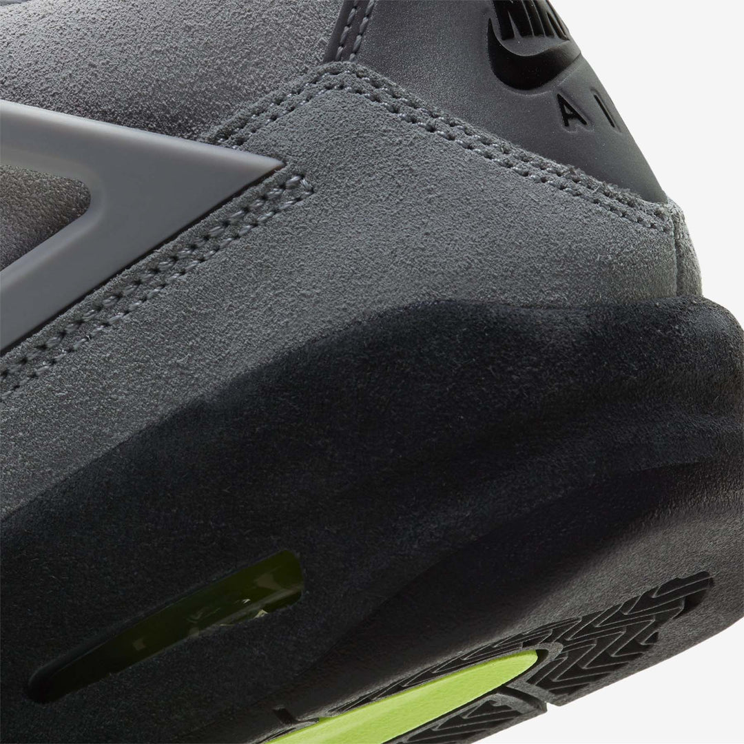 AIR JORDAN 4 RETRO SE GS &