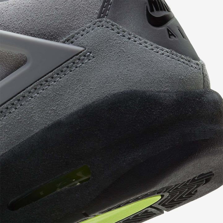 AIR JORDAN 4 RETRO SE GS &