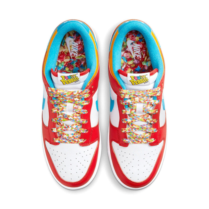 NIKE DUNK LOW QS &
