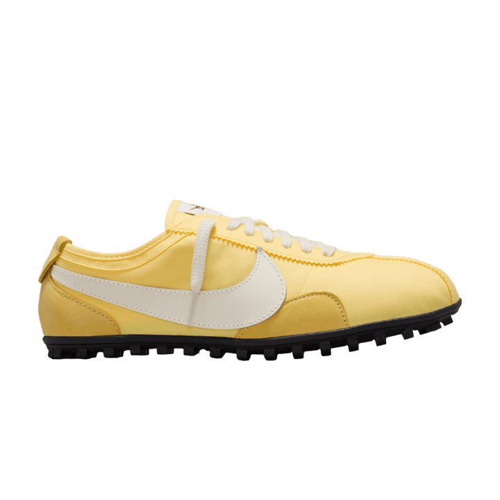 NIKE MOON SHOE SOFT YELLOW (WOMEN&