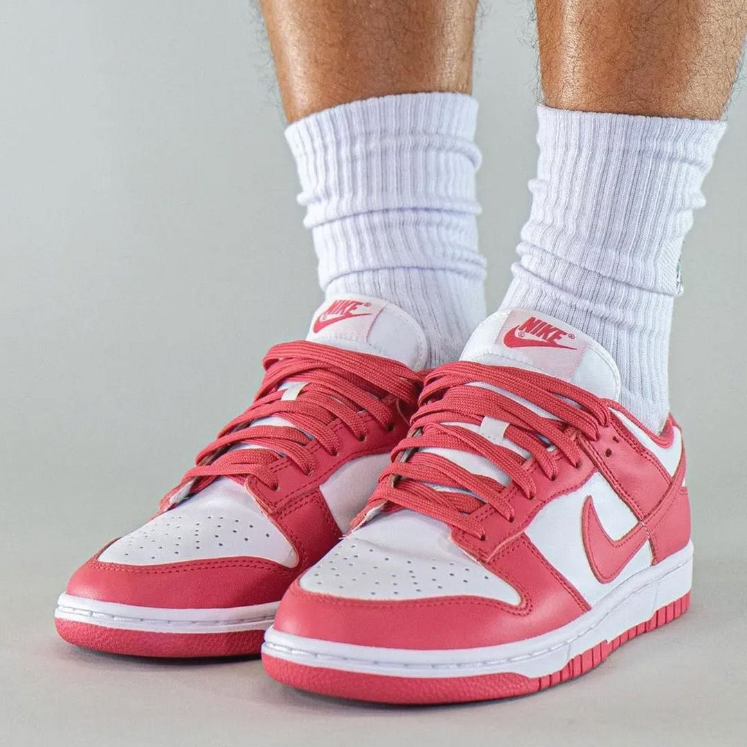 NIKE DUNK LOW WMNS &