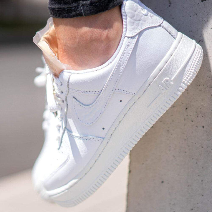 NIKE WMNS AIR FORCE 1 LOW &
