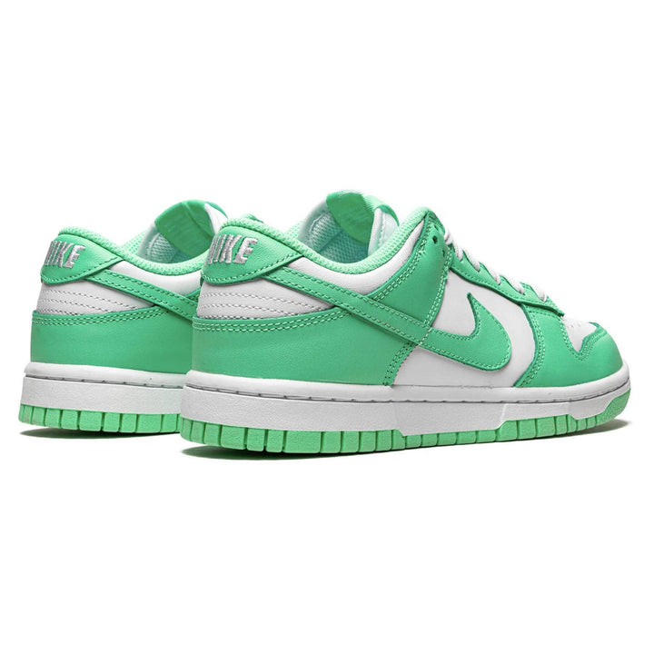 NIKE DUNK LOW WMNS &