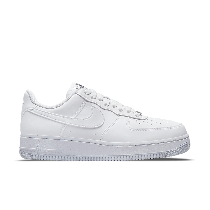 NIKE AIR FORCE 1 LOW NEXT NATURE WHITE METALLIC GREY (WOMEN&