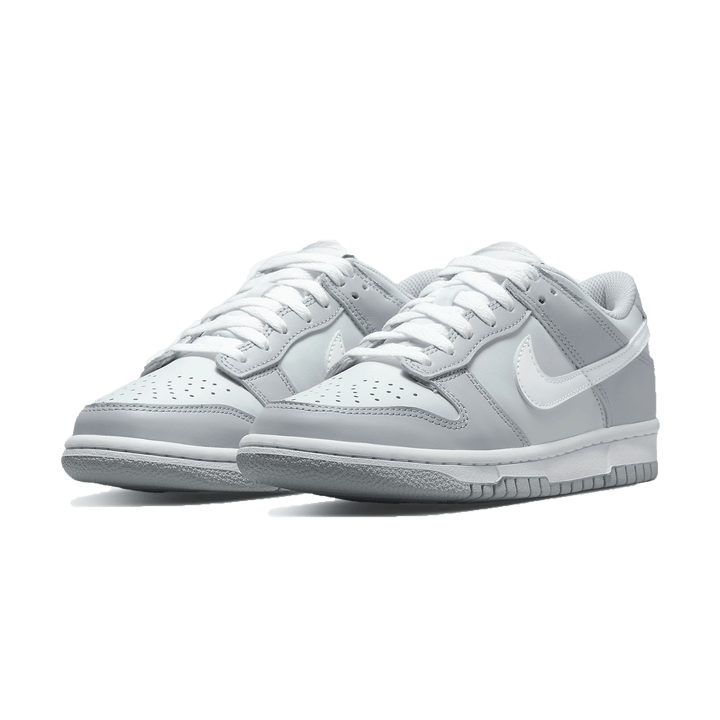 NIKE DUNK LOW GS &