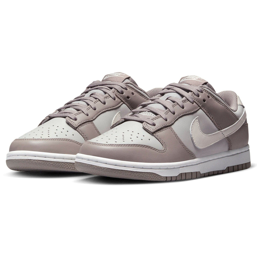 NIKE DUNK LOW WMNS &