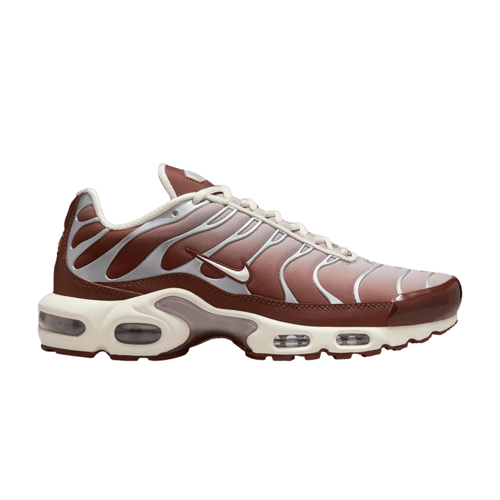 AIR MAX PLUS &