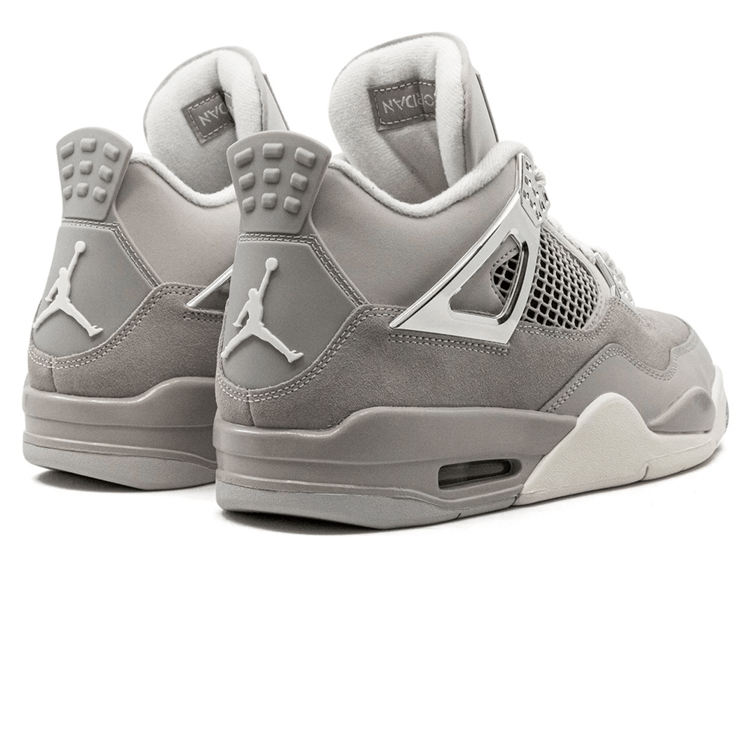 AIR JORDAN 4 RETRO WMNS &