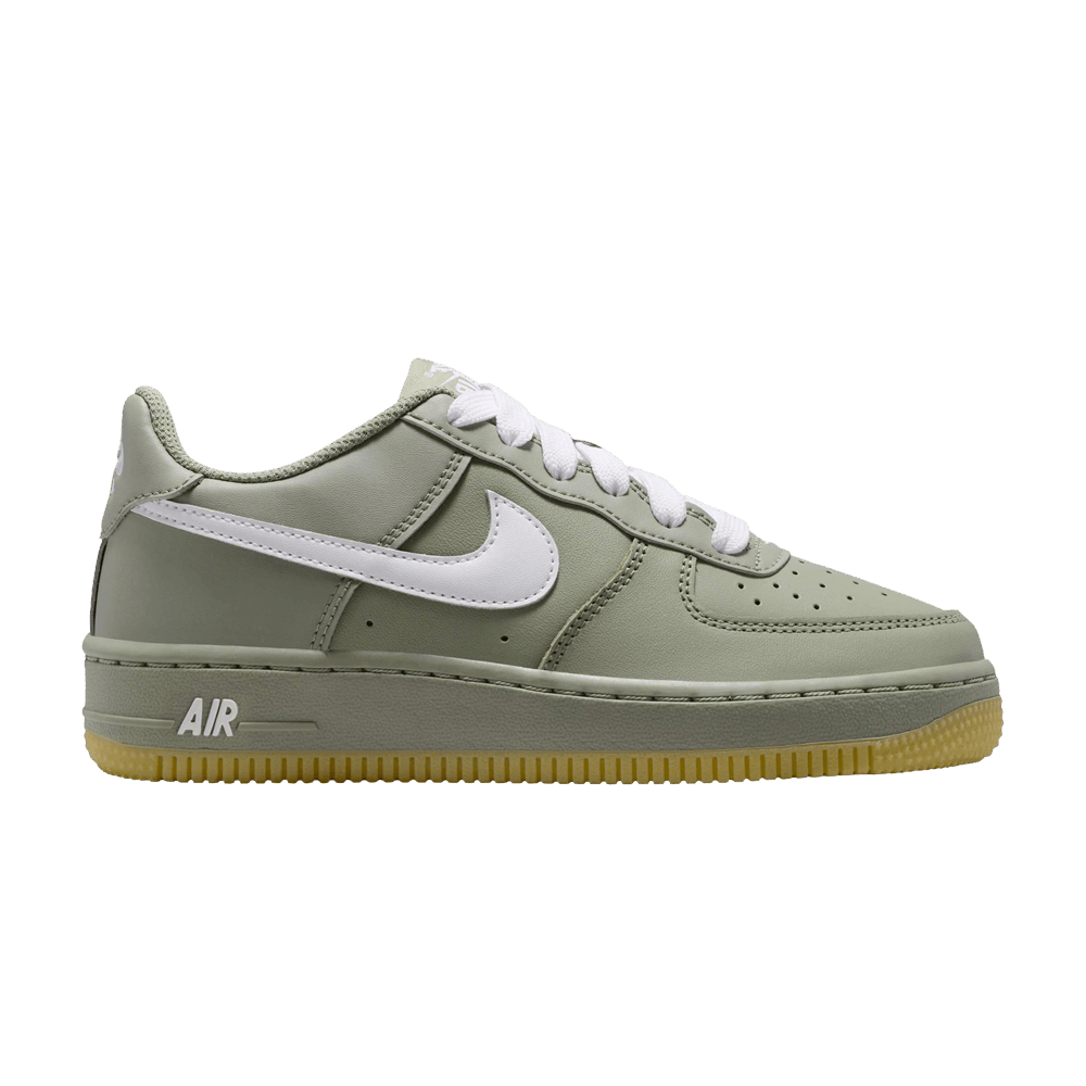 NIKE AIR FORCE 1 LOW LV8 LIGHT ARMY GUM WHITE (GS)