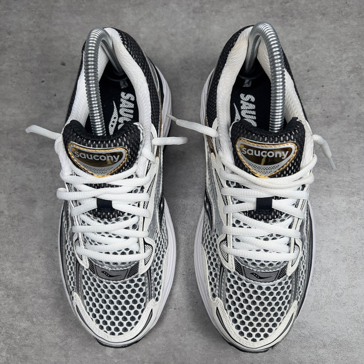 SAUCONY PROGRID OMNI 9 SILVER GOLD
