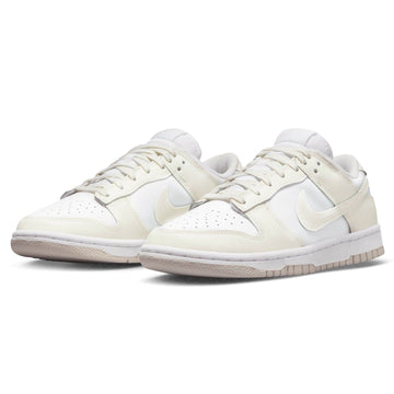 NIKE DUNK LOW WMNS 'WHITE SAIL' — Stock