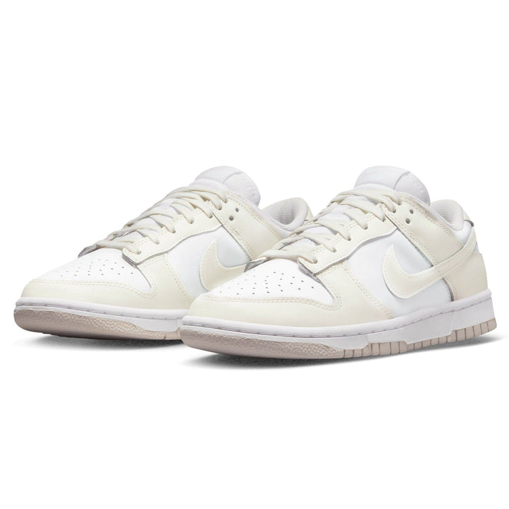 NIKE DUNK LOW WMNS &