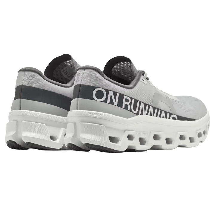 ON CLOUDMONSTER 1 &