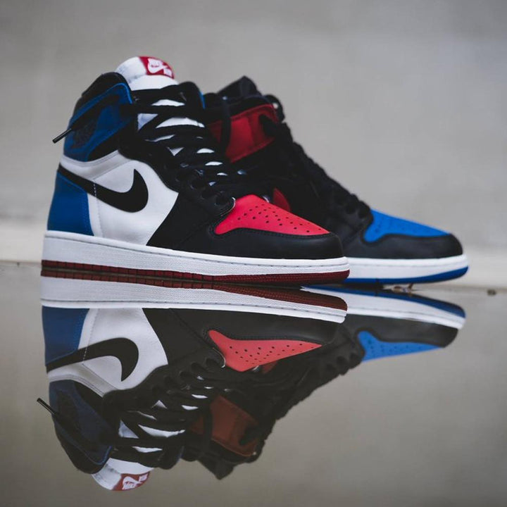 AIR JORDAN 1 HIGH RETRO TOP 3
