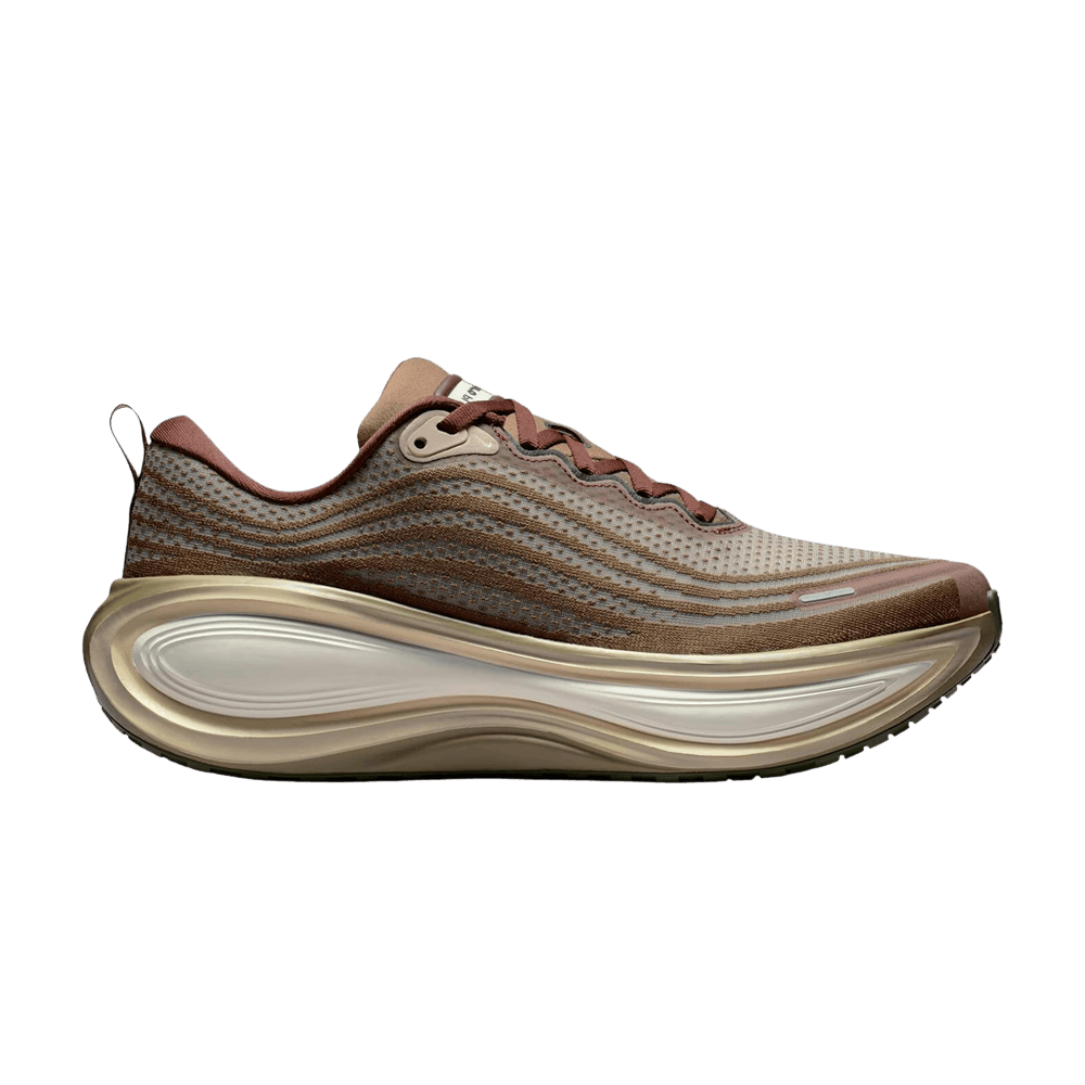 NIKE VOMERO PLUS CALDERA BROWN DARK FIELD BROWN
