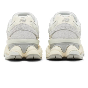 NEW BALANCE 9060 'QUARTZ GREY' — Stock