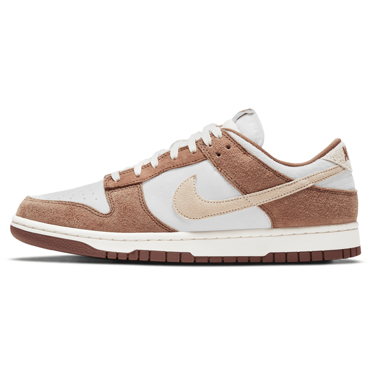 NIKE DUNK LOW PREMIUM &