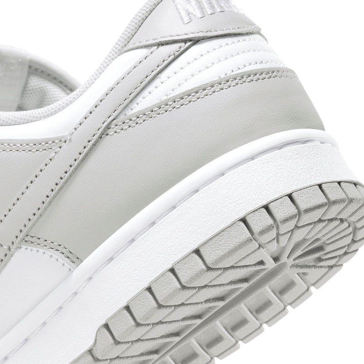 NIKE DUNK LOW &