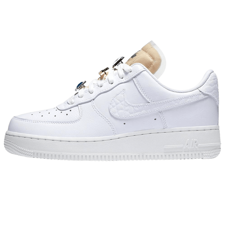 NIKE WMNS AIR FORCE 1 LOW &