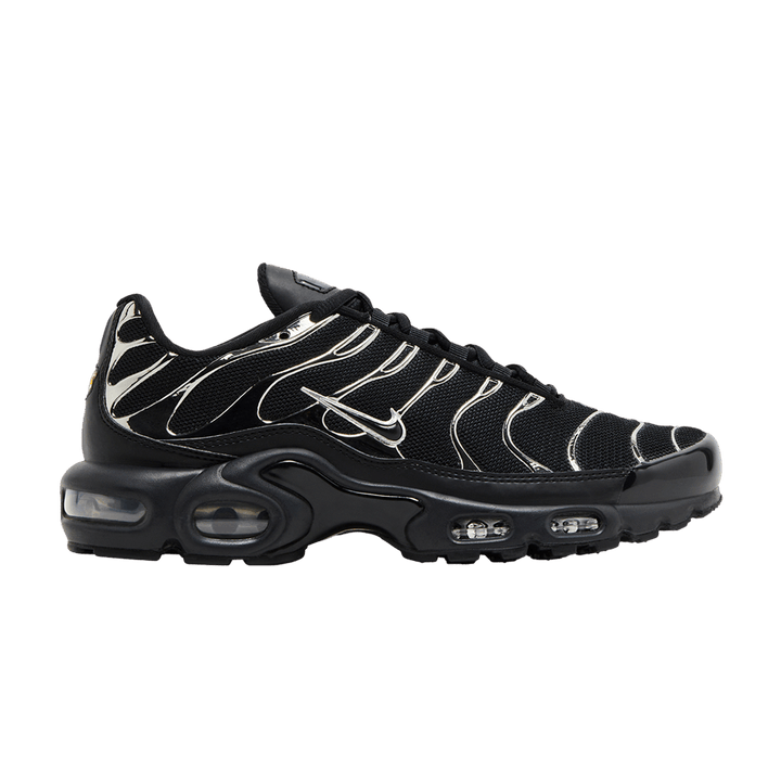 NIKE AIR MAX PLUS SE BLACK CHROME SILVER (WOMEN&