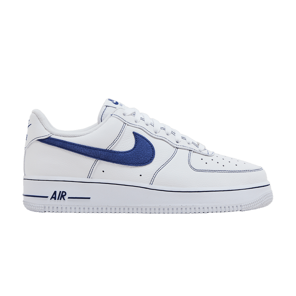 NIKE AIR FORCE 1 LOW &