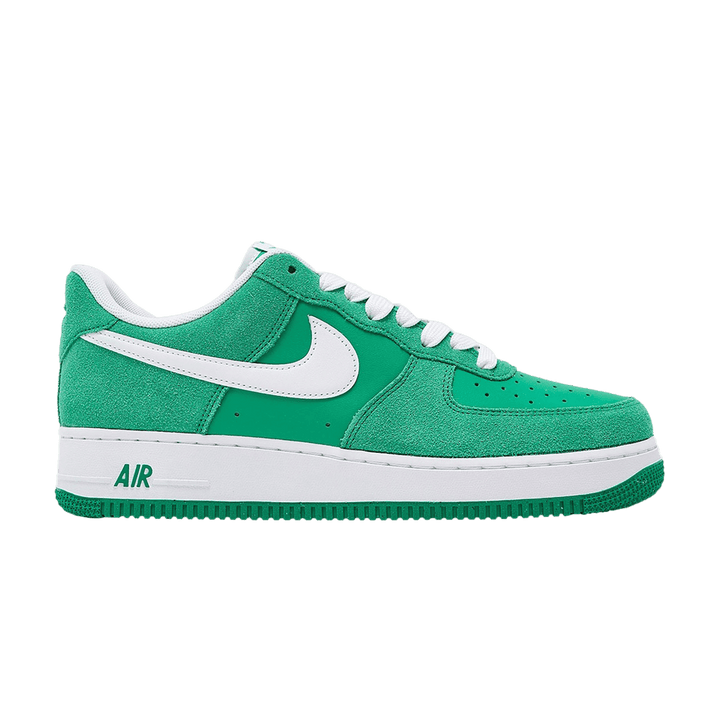 NIKE AIR FORCE 1 LOW &