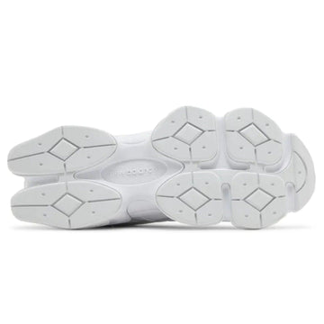 NEW BALANCE 9060 'TRIPLE WHITE' — Stock