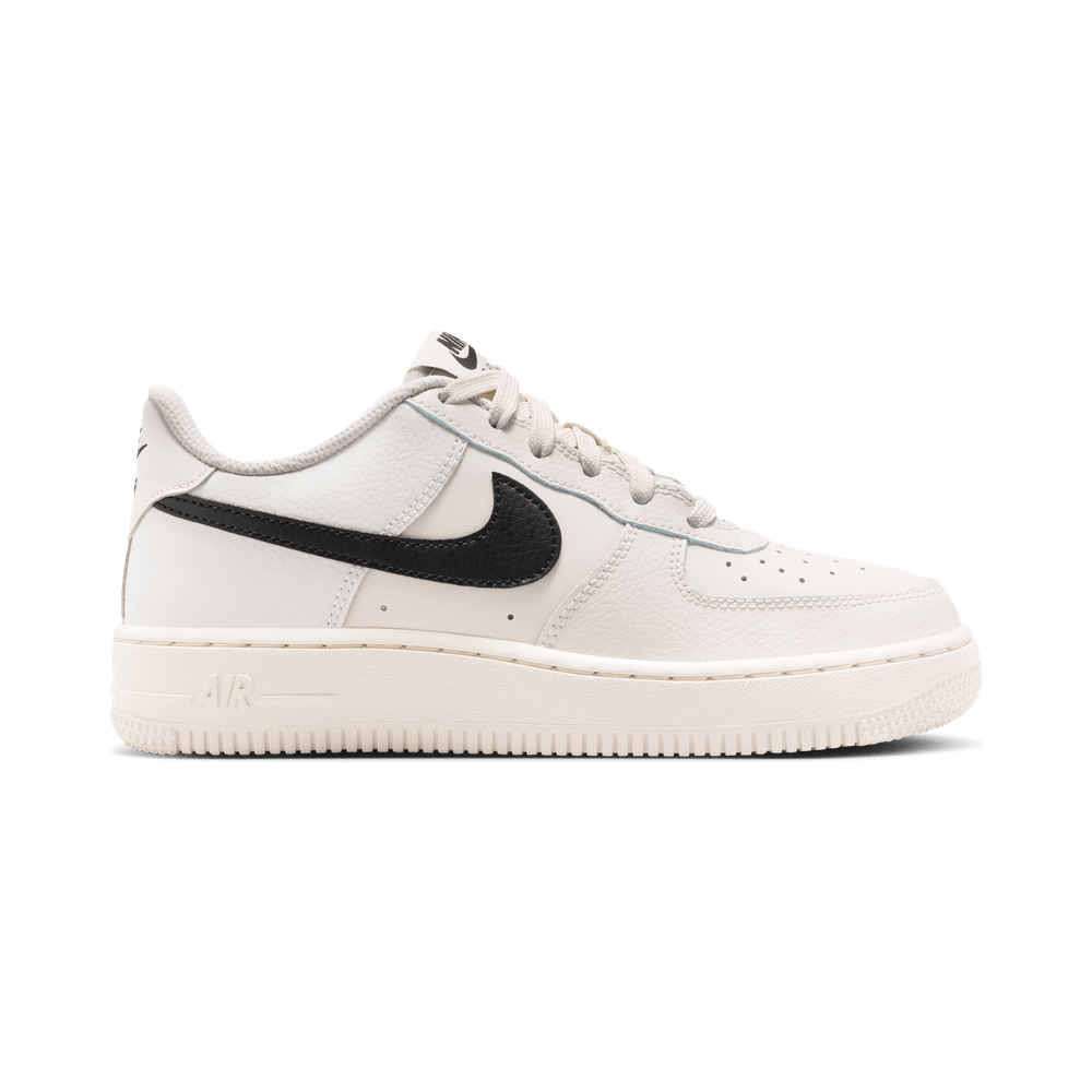 NIKE AIR FORCE 1 LOW ESSENTIAL+ PHANTOM BLACK (GS)