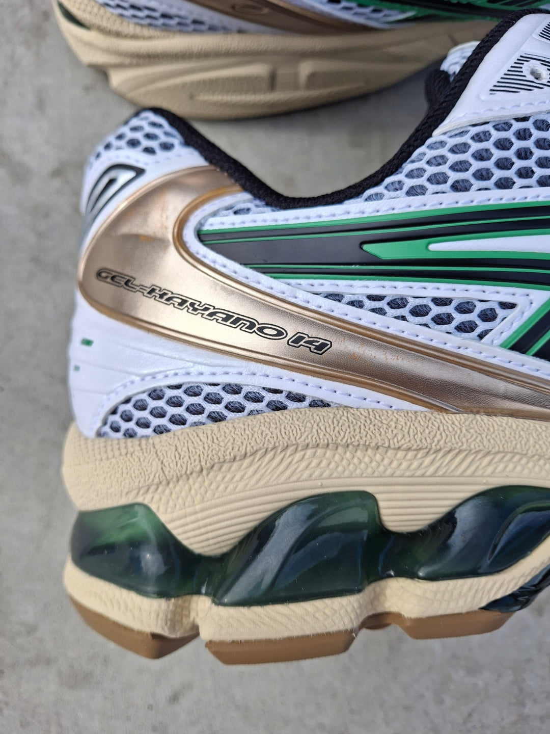 ASICS GEL KAYANO 14 &