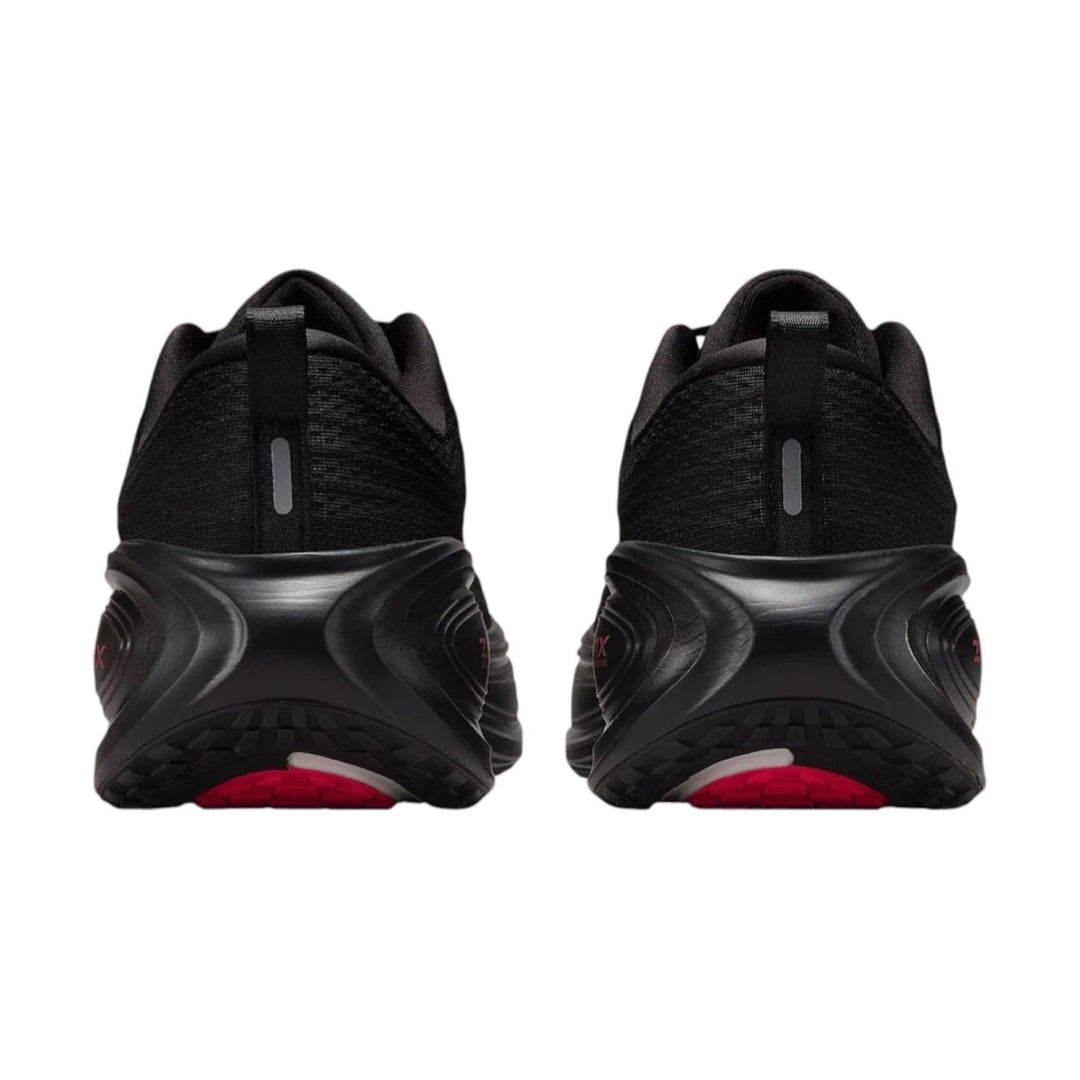 NIKE VOMERO PLUS BLACK BRIGHT CRIMSON