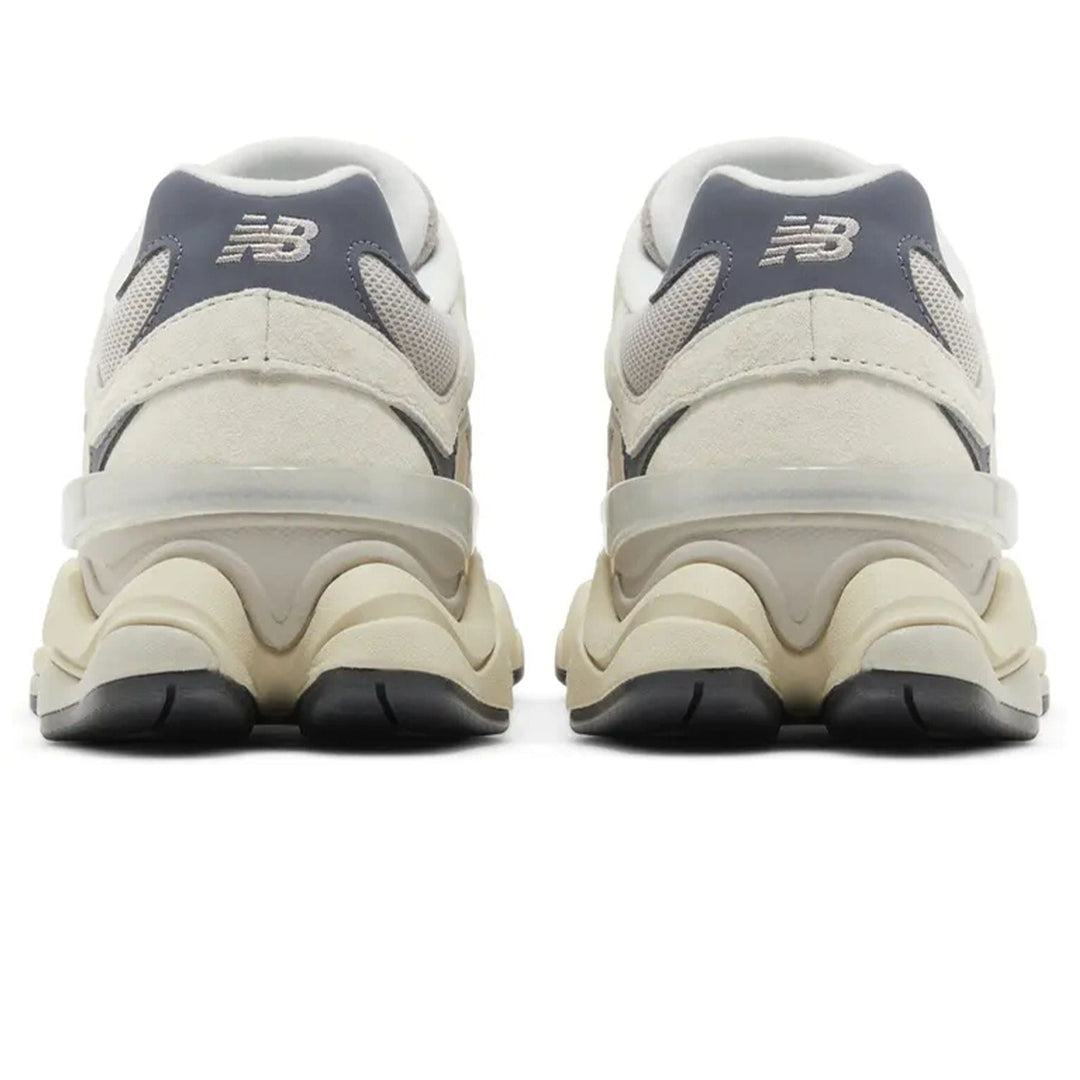 NEW BALANCE 9060 &