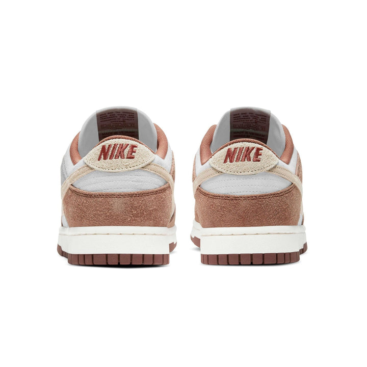 NIKE DUNK LOW PREMIUM &
