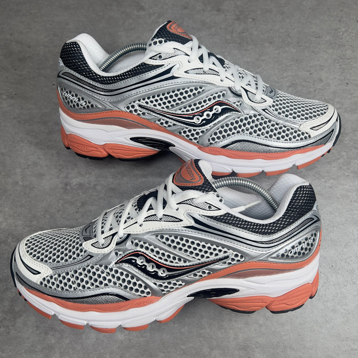 SAUCONY PROGRID OMNI 9 OG &