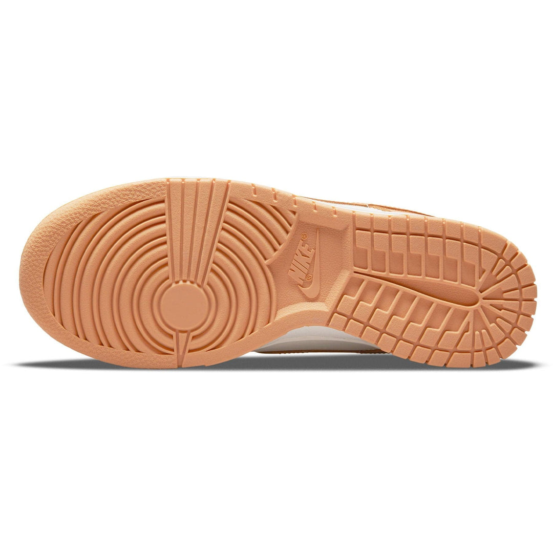 NIKE DUNK LOW WMNS &