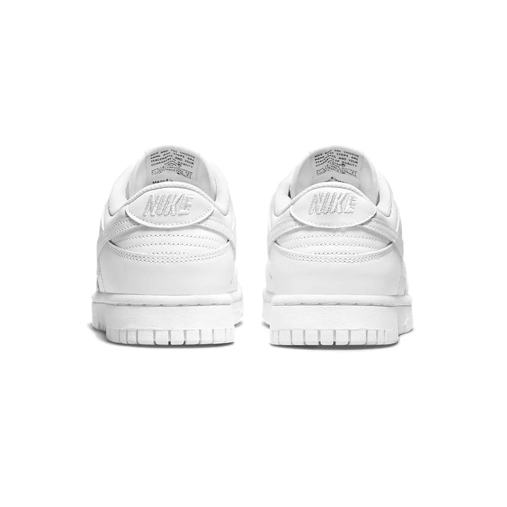 NIKE DUNK LOW WMNS &