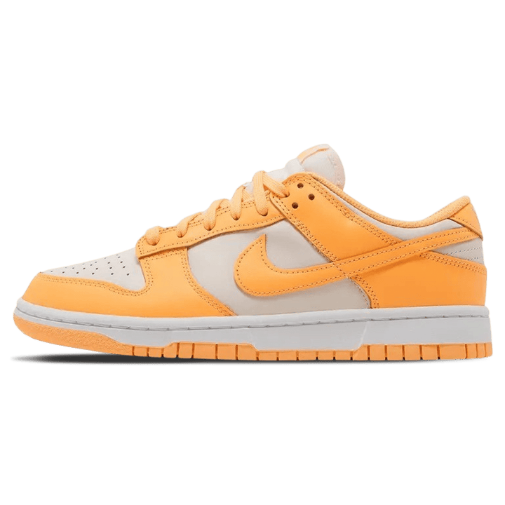 NIKE DUNK LOW WMNS &