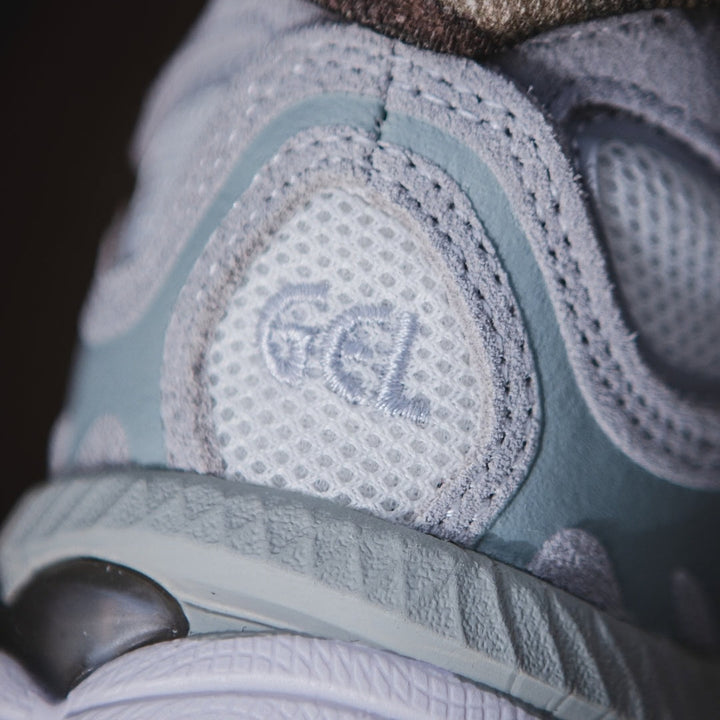 ASICS GEL-NYC &