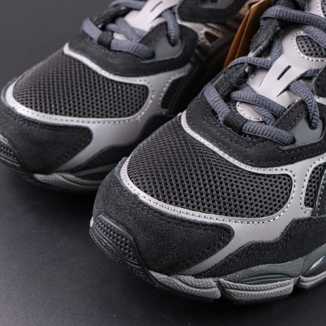 ASICS GEL NYC &