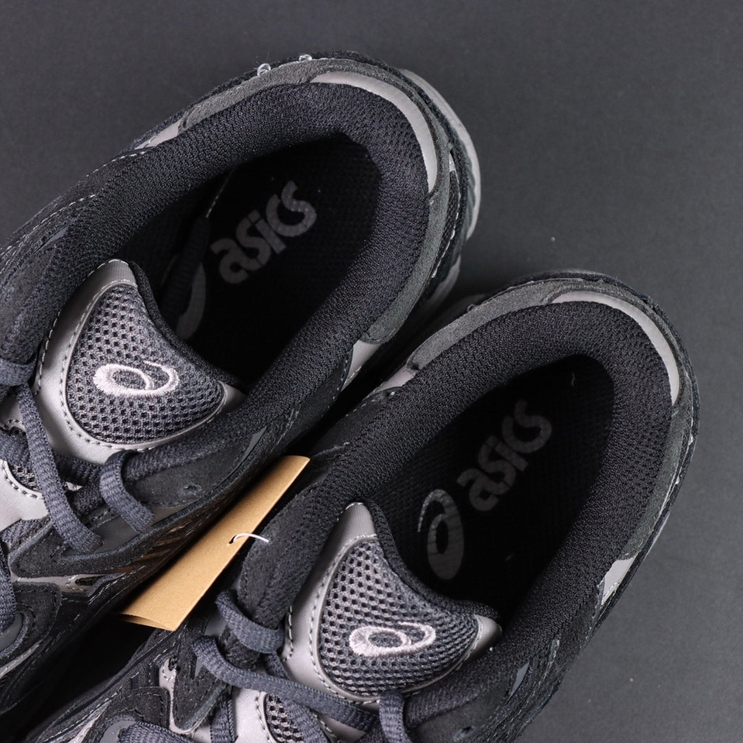 ASICS GEL NYC &