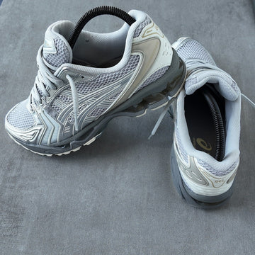 ASICS GEL-KAYANO 14 CONCRETE PURE SILVER