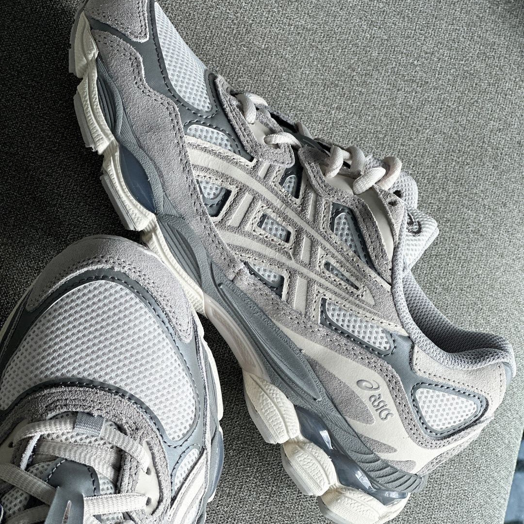 ASICS GEL NYC &