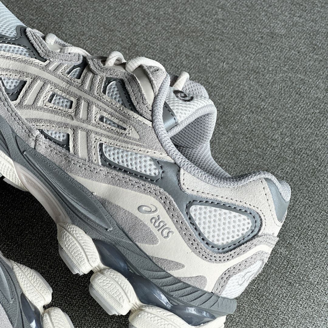 ASICS GEL NYC &