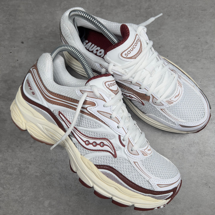 SAUCONY PROGRID OMNI 9 WOMEN&