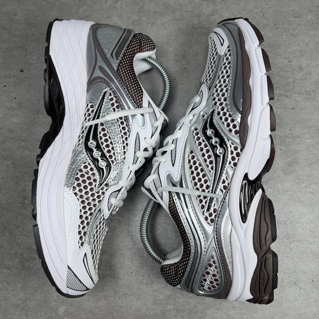SAUCONY PROGRID OMNI 9 OG WHITE BROWN