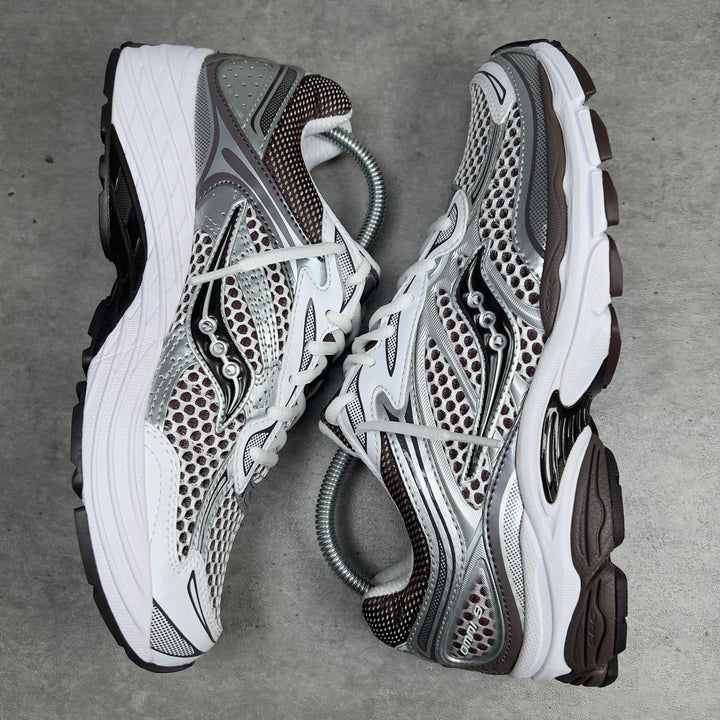 SAUCONY PROGRID OMNI 9 OG WHITE BROWN