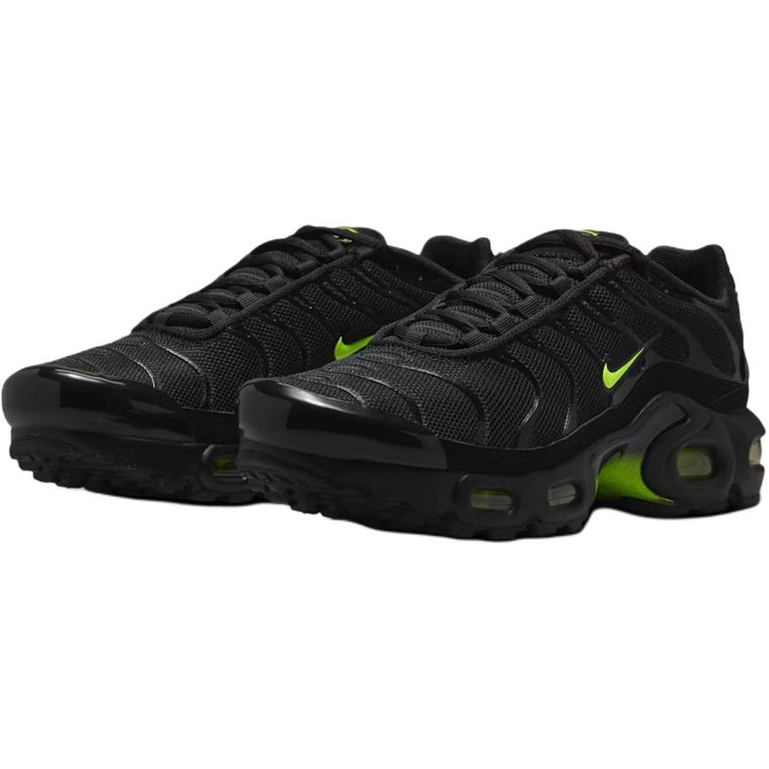 NIKE AIR MAX PLUS OLDER KIDS&