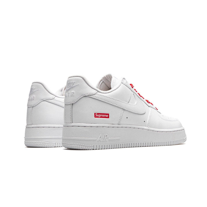 NIKE AIR FORCE 1 LOW SUPREME WHITE