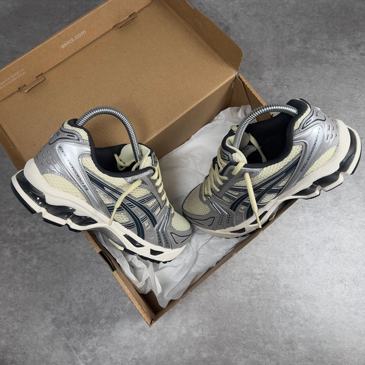 ASICS GEL KAYANO 14 &