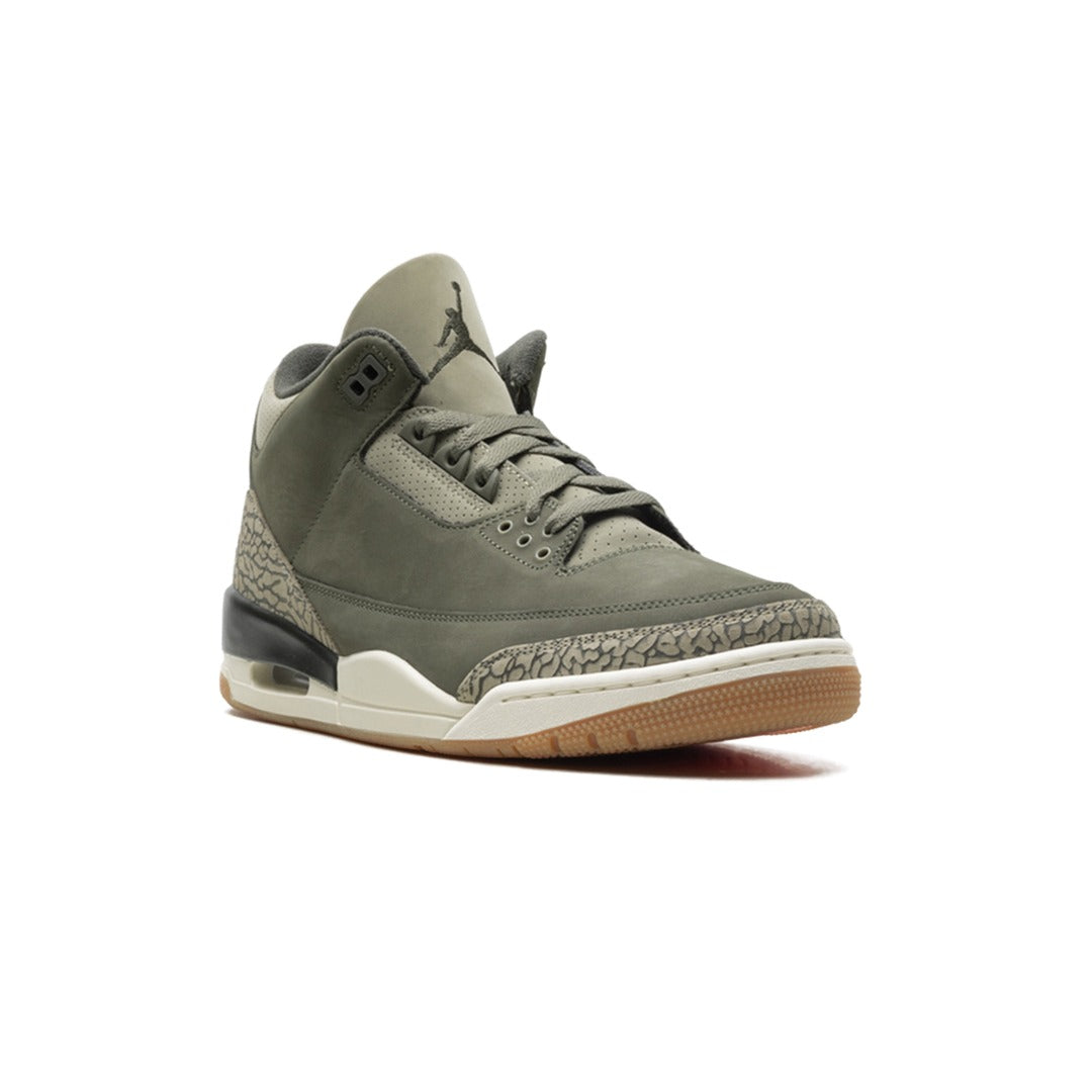 JORDAN 3 RETRO FAMILY AFFAIR