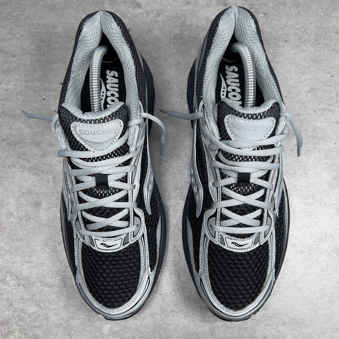 SAUCONY PROGRID OMNI 9 &